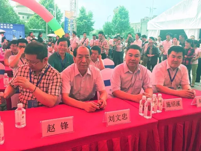 燃氣烤爐,旋轉(zhuǎn)爐,熱風循環(huán)爐,冷凍醒發(fā)箱,起酥機,組合爐-賽思達-世界級烘焙設(shè)備品牌 燃氣烤爐,旋轉(zhuǎn)爐,熱風循環(huán)爐,冷凍醒發(fā)箱,起酥機,組合爐-賽思達-世界級烘焙設(shè)備品牌