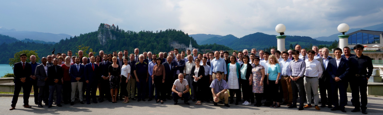 賽思達總經(jīng)理參加國際電工委員會家用和類似用途電器安全技術委員會(IEC/TC61) 賽思達總經(jīng)理參加國際電工委員會家用和類似用途電器安全技術委員會(IEC/TC61)