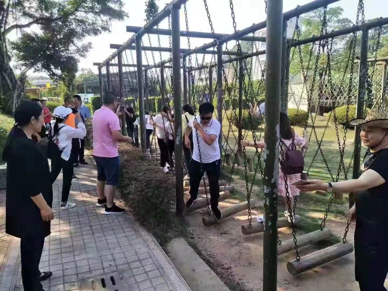 「賽思達烘焙設(shè)備」有一種好心情叫做——旅游