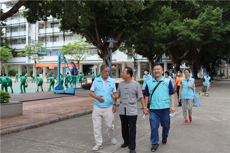 【賽思達(dá)烤箱】助力志愿者團(tuán)隊(duì)赴從化關(guān)愛(ài)師生活動(dòng)