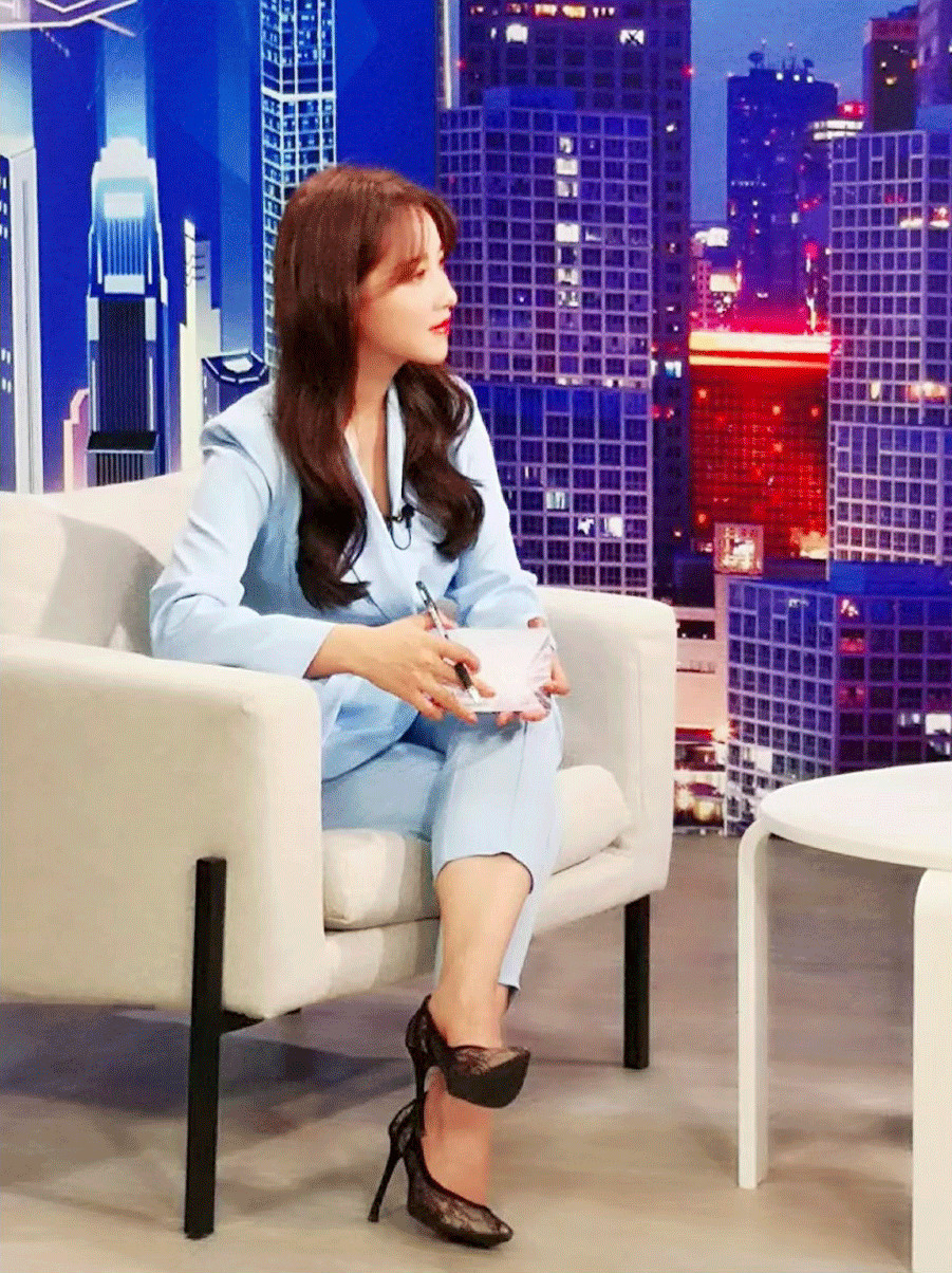 [賽思達(dá)烤箱]CCTV采訪——塑企業(yè)形象，創(chuàng)優(yōu)質(zhì)名牌