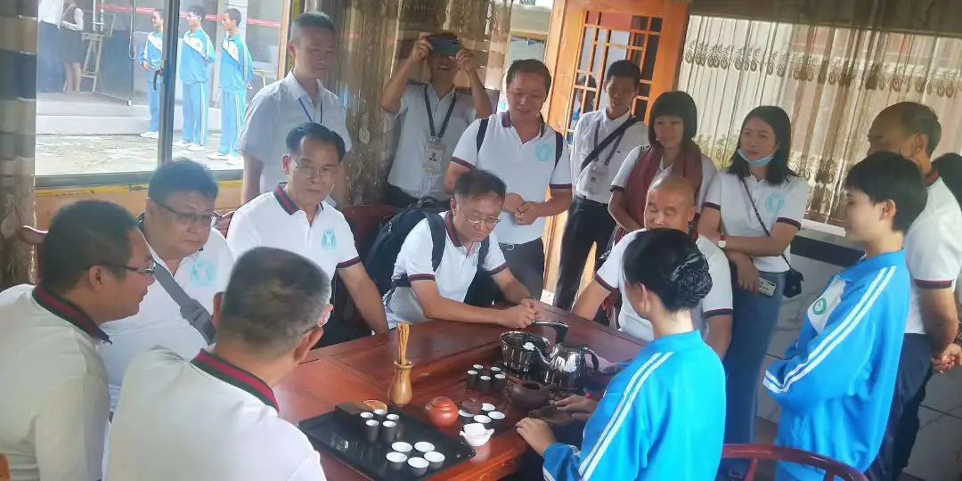 愛心助學，溫情傳遞——貴州公益助學系列活動