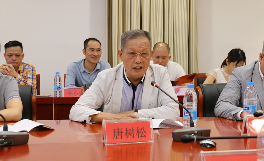 省酒協(xié)會長、賽思達董事長唐樹松先生赴貴州考察對接東西部扶貧協(xié)作工作